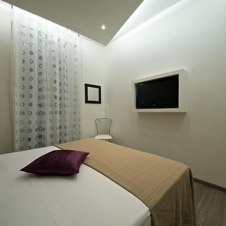 Roma Naif Rooms חדר תמונה